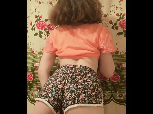 ❤️ Секси младо бебе кое ги соблекува шорцевите пред камера ️ Секс видео на mk.porn-mz-com.ru ﹏